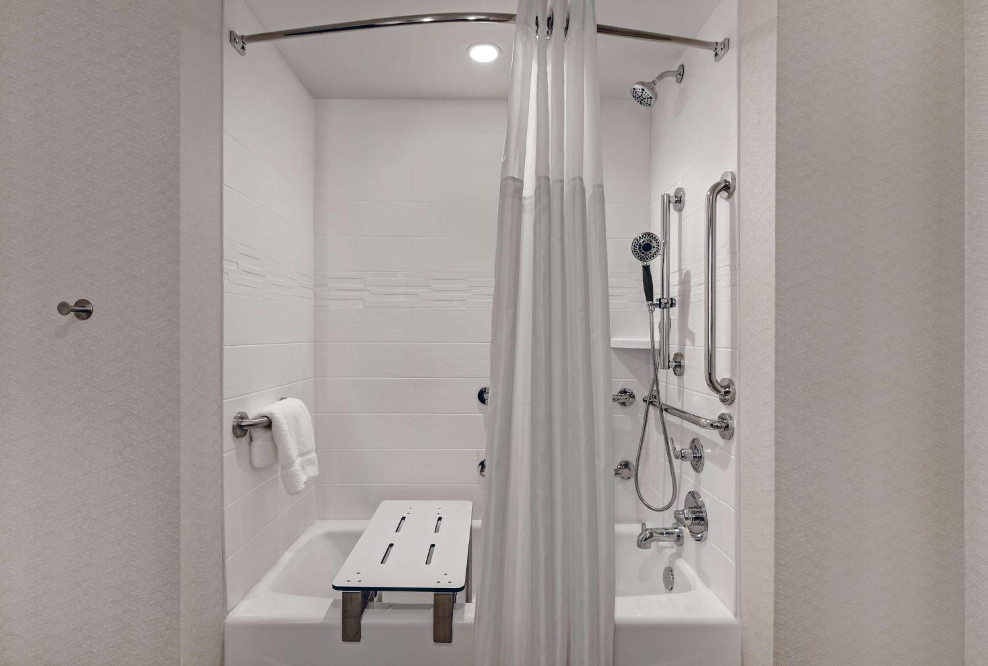 Hilton Garden Inn Madison Huntsville Airport Extérieur photo