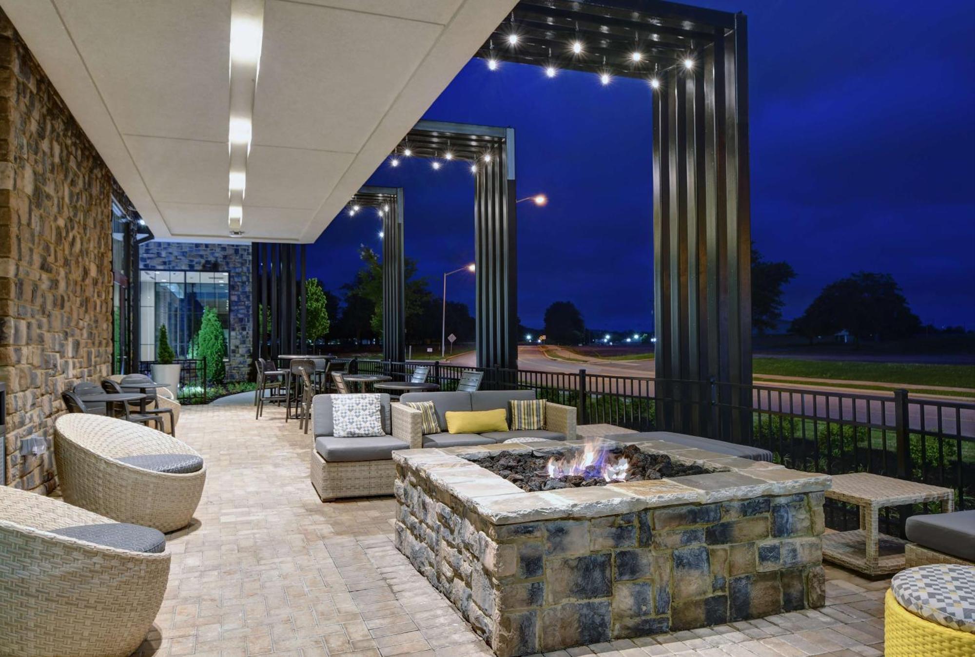 Hilton Garden Inn Madison Huntsville Airport Extérieur photo